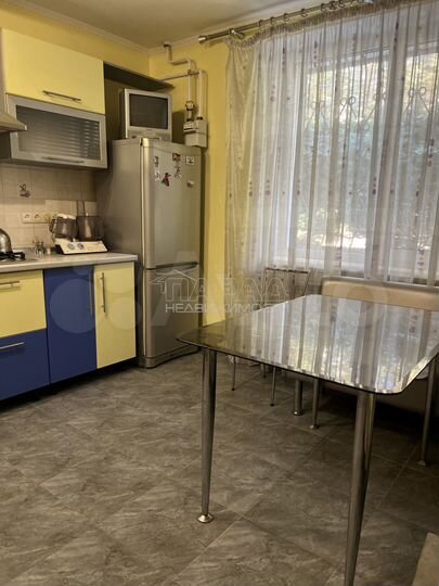 3-к. квартира, 99,5 м², 1/5 эт.