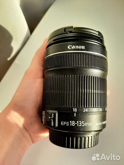 Объектив Canon EF-S 18-135mm f/3.5-5.6 IS STM