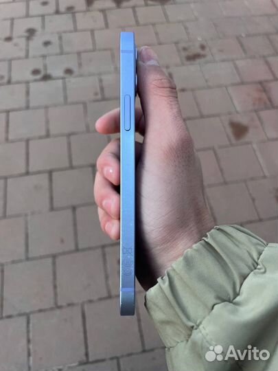 iPhone 12, 64 ГБ
