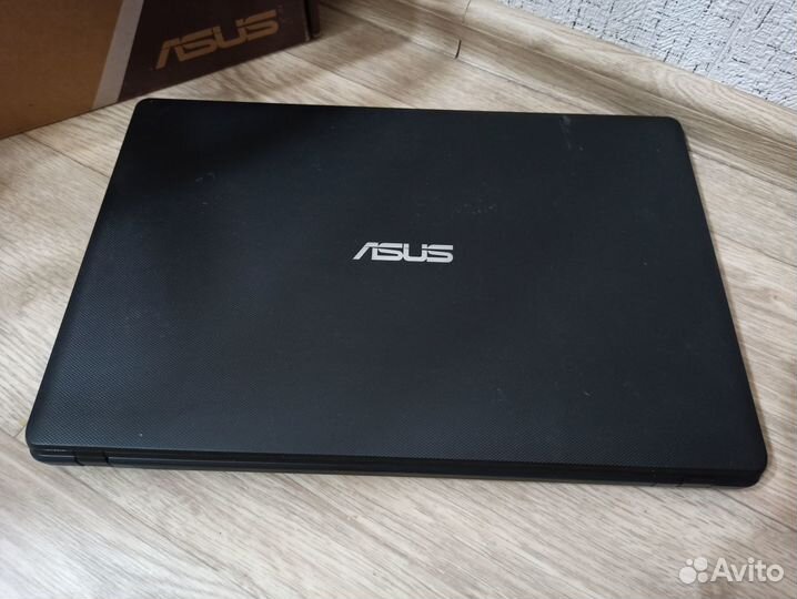 Стильный Asus intel 4ядра 2.7Ghz\Geforce GT920