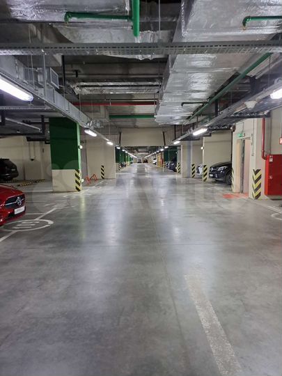 Машиноместо, 18 м²