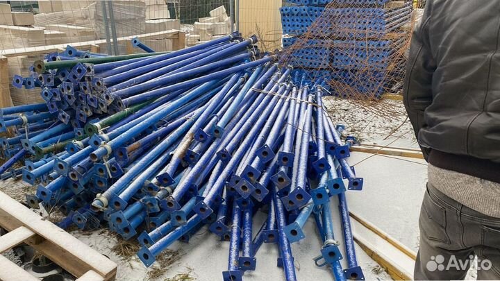 Телескопические стойки для строительных проектов Б/У