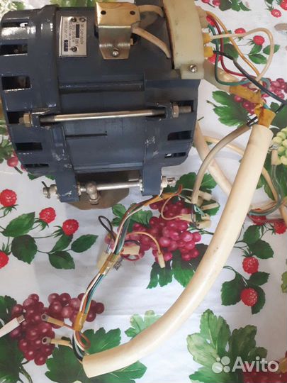 Электрический дигатель