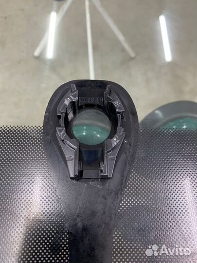 Лобовое стекло skoda octavia A7 2013- Б/У