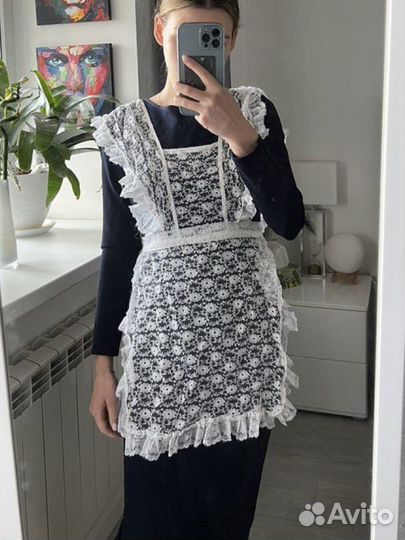 Белый школьный фартук