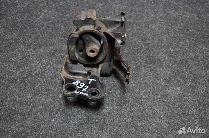 Подушка кпп Toyota Auris ZRE151 1ZR-FE 2008