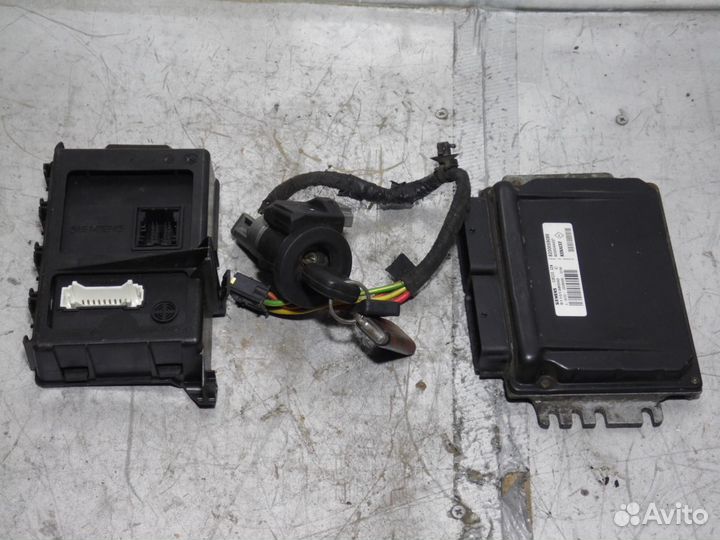 Комплект эбу двигателя Рено Симбол 1