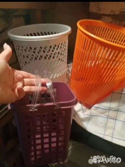 Мусорные корзины новые