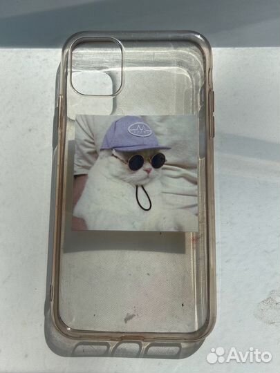 Чехлы на iPhone 11