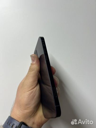iPhone 12, 64 ГБ