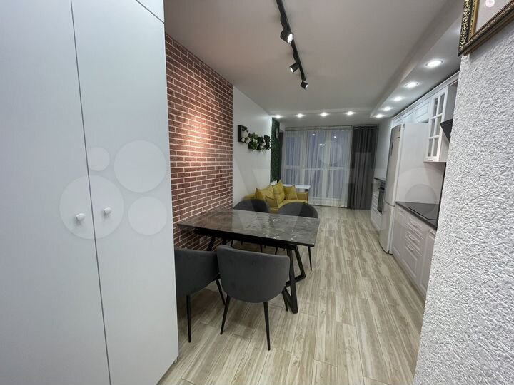 2-к. квартира, 62 м², 13/15 эт.