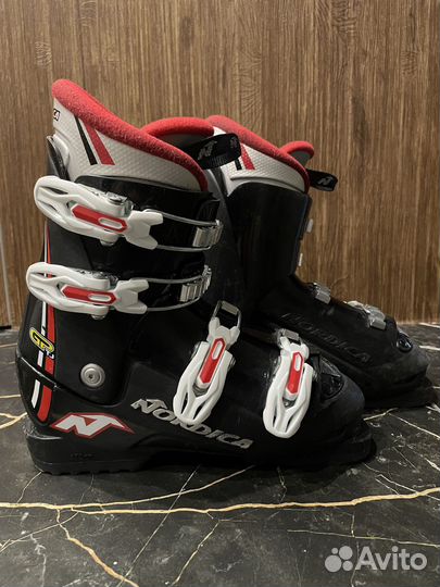 Горнолыжные ботинки детские 35 размер