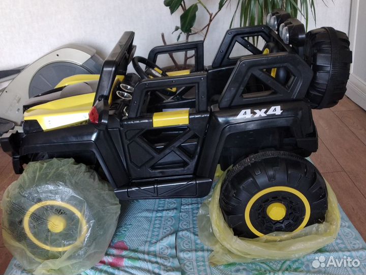 Детский электромобиль бу