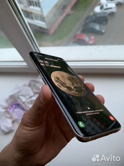 Samsung Galaxy S8, 4/64 ГБ