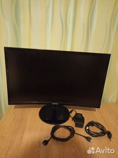 Игровой монитор Samsung