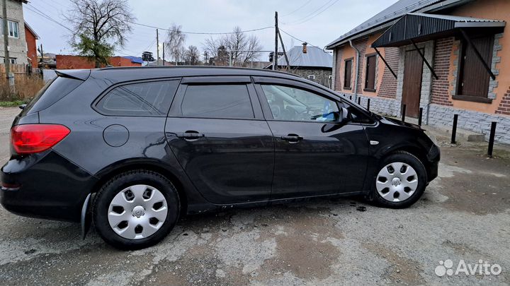 Opel Astra 1.6 AT, 2012, 227 000 км