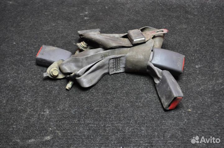 Замок ремня безопасности nissan wingroad WFY11