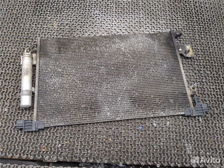 Радиатор кондиционера Mitsubishi Outlander XL, 200