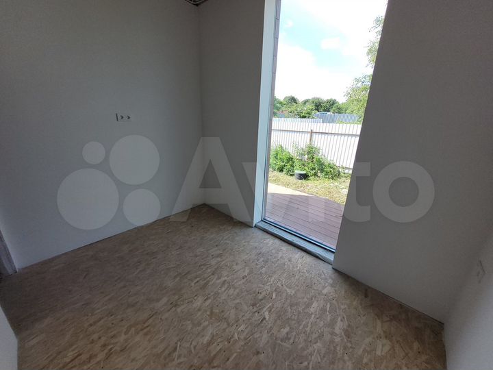 Дом 98,8 м² на участке 8,3 сот.