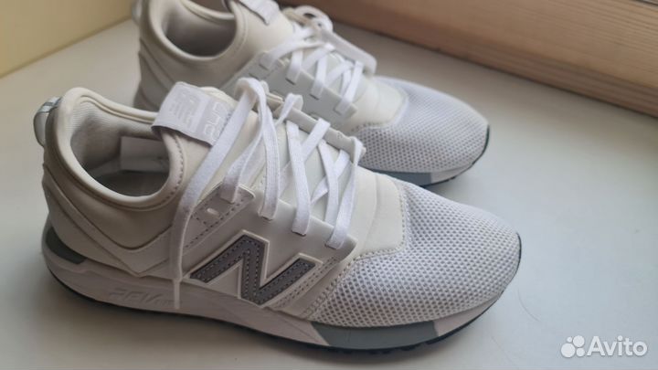 Кроссовки женские new balance