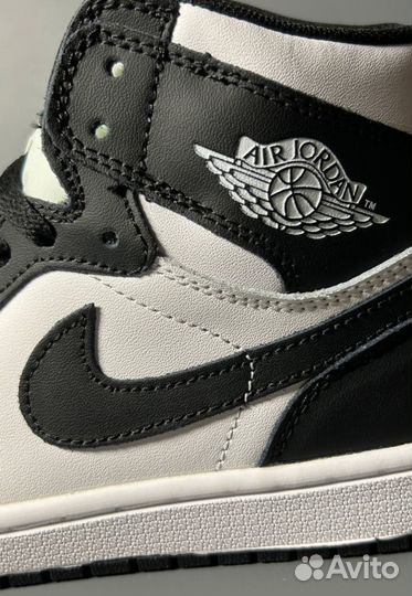 Кроссовки Nike Air Jordan 1 Black White Люкс