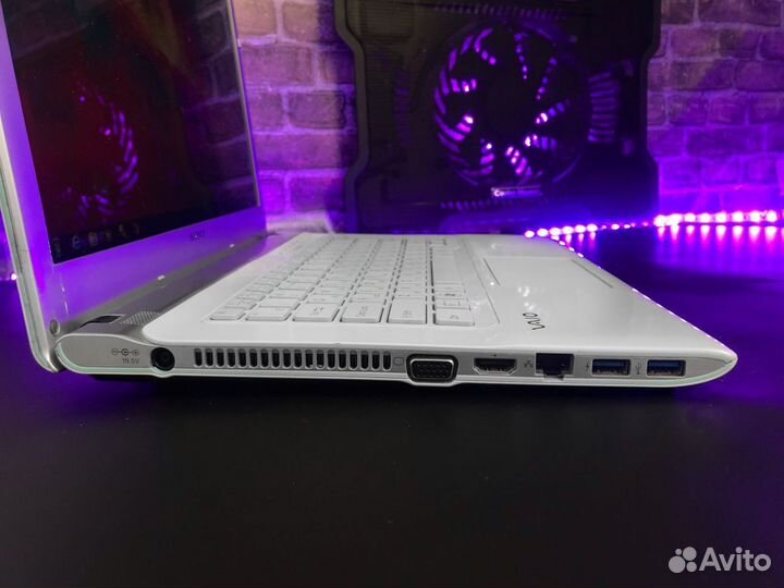 Ноутбук Sony Vaio на Intel