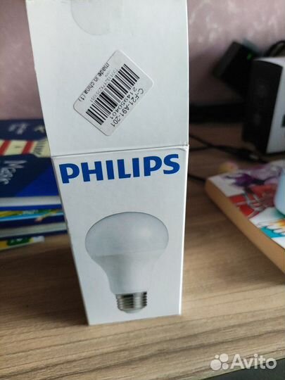 Умная лампа Philips
