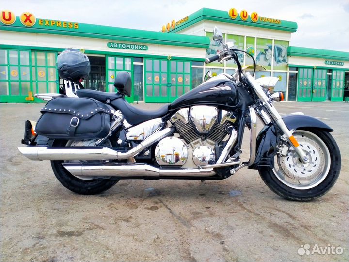 Honda VTX1300 R