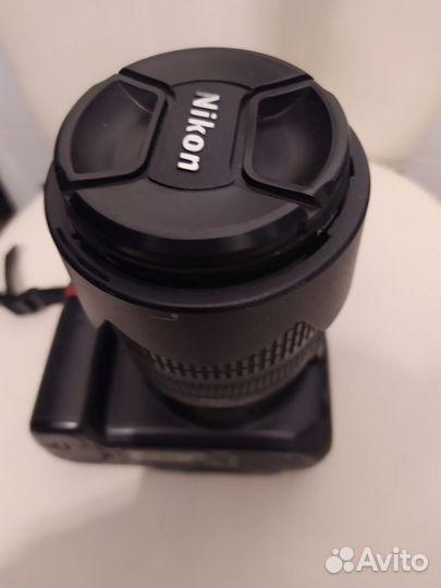 Цифровой фотоаппарат Nikon D5000