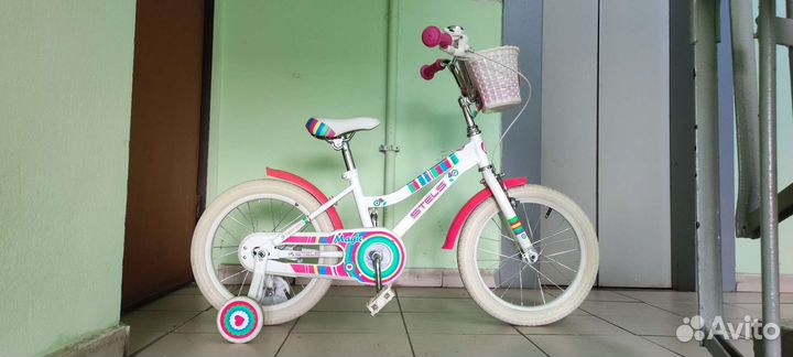 Велосипед для девочек 3-6 лет Stels