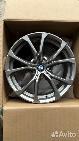 Оригинальные диски BMW G20 r17 776 стиль
