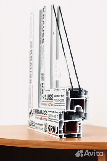 Дверь пластиковая входная