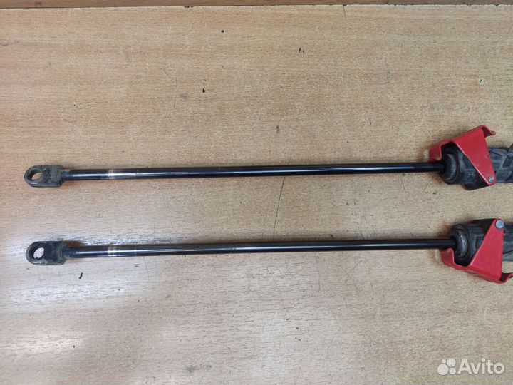 Упоры капота, Volvo 960