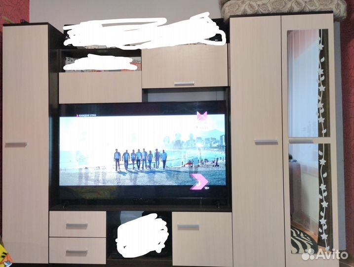 Стенка в гостиную бу