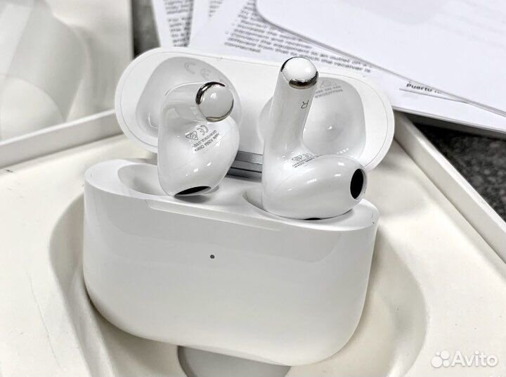 Apple AirPods 3 (2023)