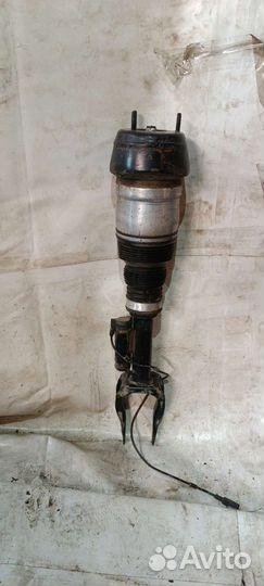 Амортизатор передний левый Mercedes W166