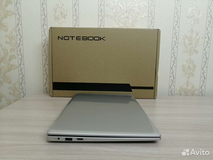 Новый ультрабук 2022 (новый, не пользовались)