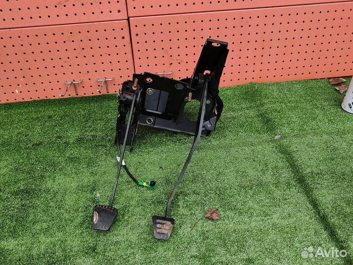 Блок педалей LADA granta