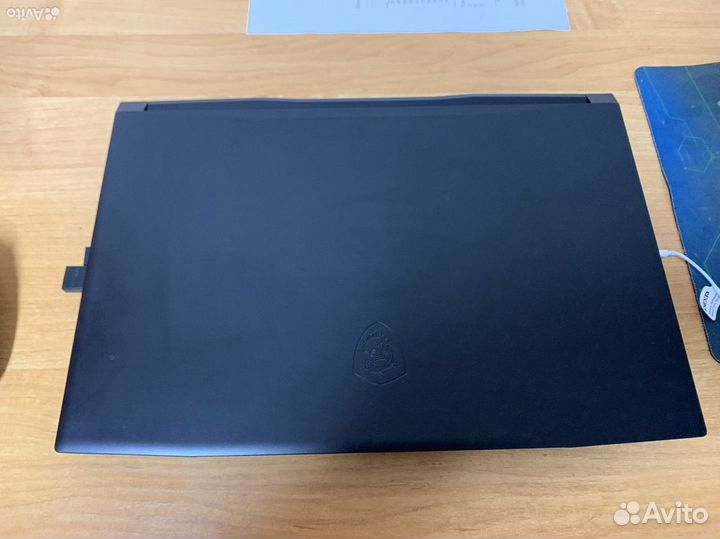 Игровой ноутбук 17 дюймов MSI Katana gf76