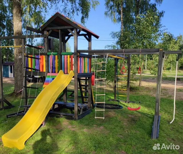 Детская площадка с установкой