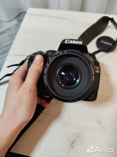 Фотоаппарат Canon eos 550d