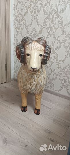 Садовая фигура Баран полистоун