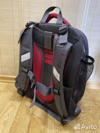 Портфель школьный