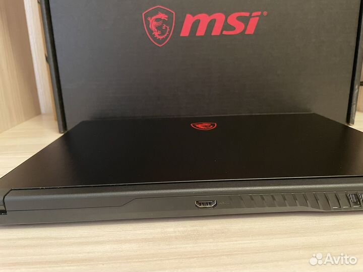 Ноутбук MSI GF63 Thin