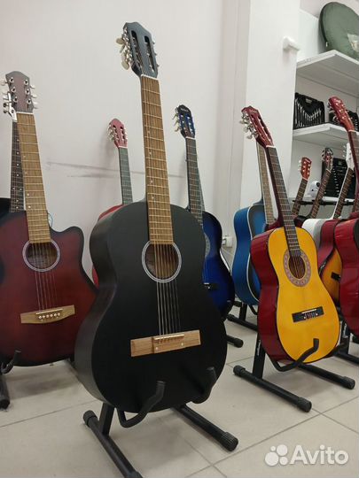 Гитара классическая