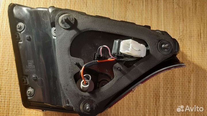 Задний правый фонарь в багажник Kia rio 4 LED