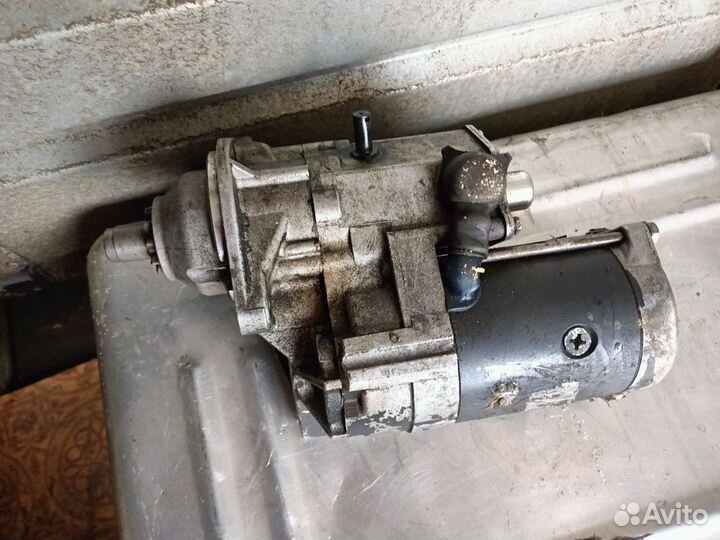 Стартер Kоmatsu PC220