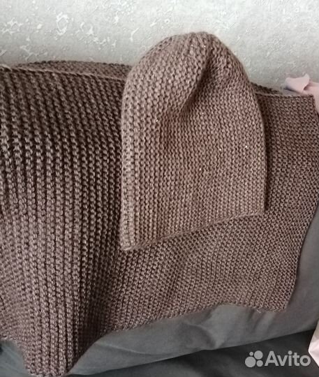 Шапка женская вязаная и шарф снуд