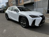 Lexus UX 2.0 CVT, 2021, 21 000 км, с пробегом, цена 4 300 000 руб.