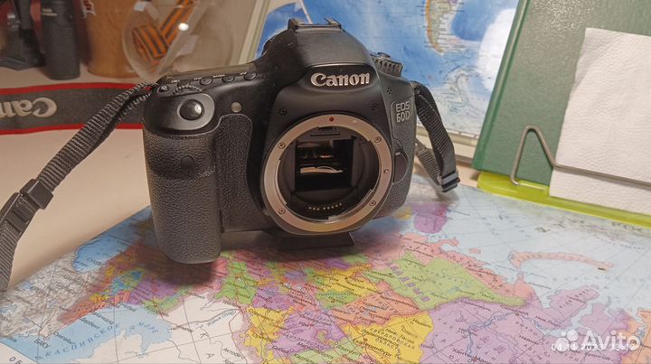 Зеркальный фотоаппарат Canon eos 60D